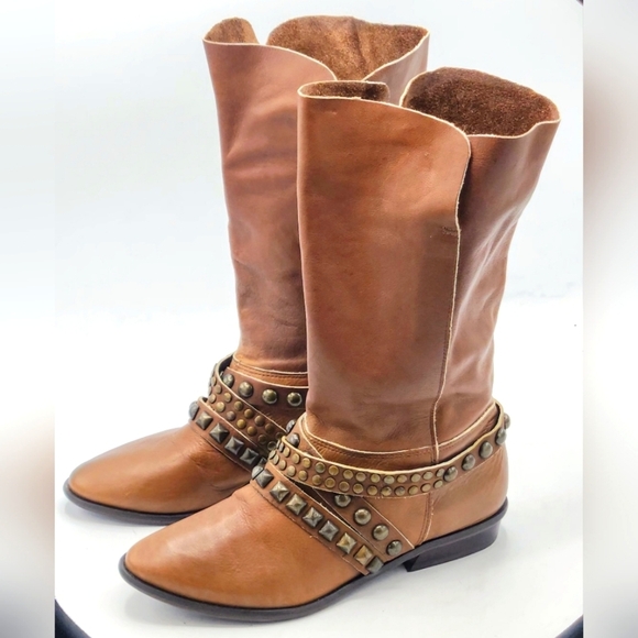 Matisse Brown Cognac Fold Foldable Slip-On Studs Strap Mid-Calf Boot Size 7.5 M - Picture 14 of 16